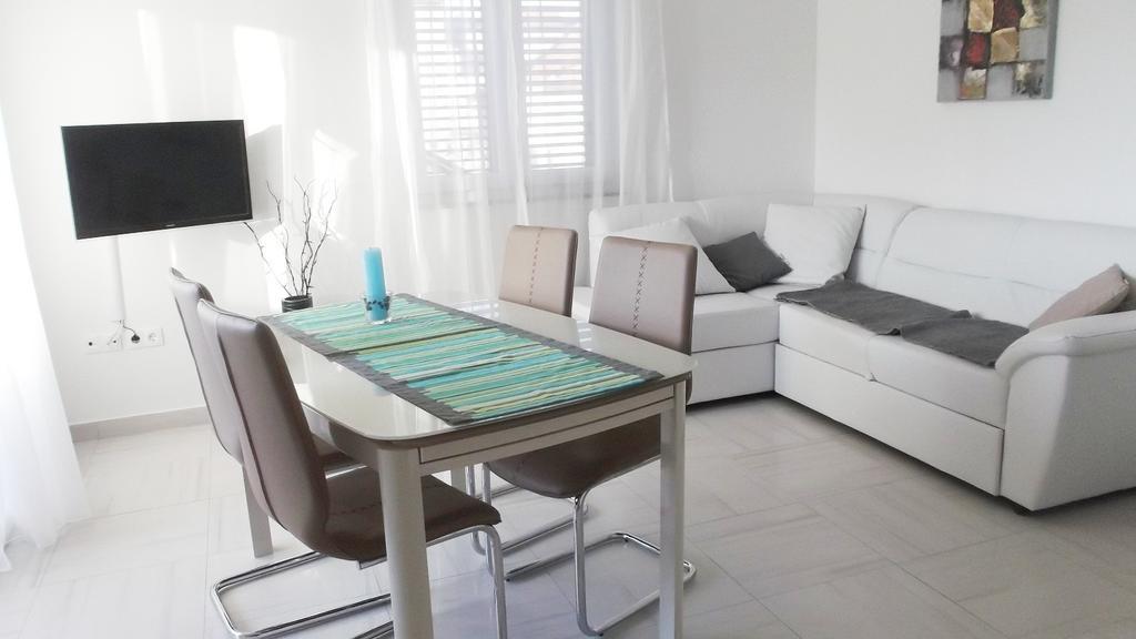 Apartments Horvat Vodice Camera foto